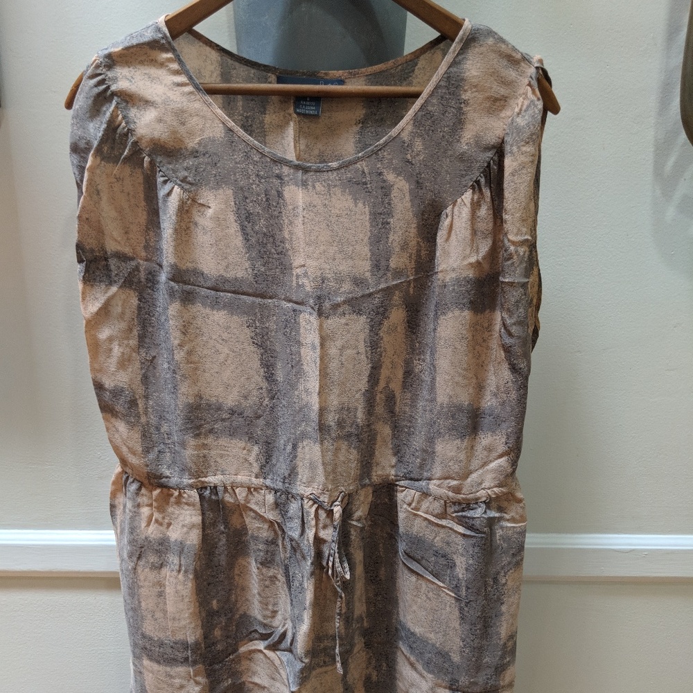 Lil Anthropologie peach black silk tunic top